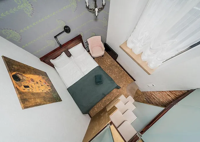 Quiet And Cosy In Old Town